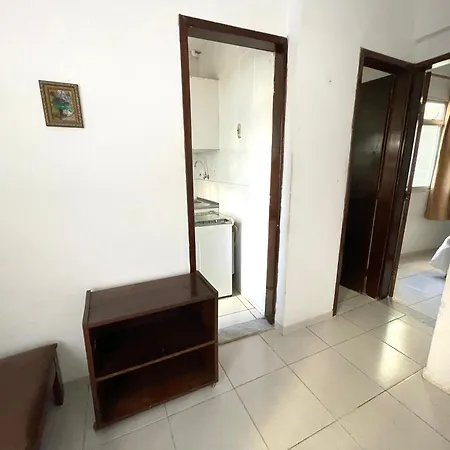Apartamento Inteiros, Ar Condicionado, A 2 Minutos Da Praia Salvador Exterior photo