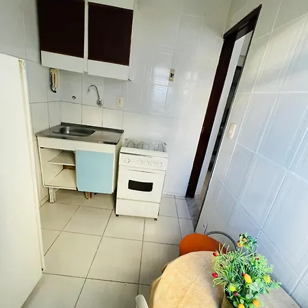 Apartamento Inteiros, Ar Condicionado, A 2 Minutos Da Praia Salvador Exterior photo