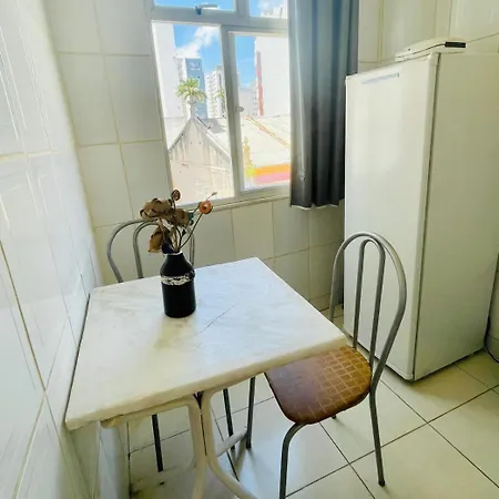 Apartamento Inteiros, Ar Condicionado, A 2 Minutos Da Praia Salvador Exterior photo