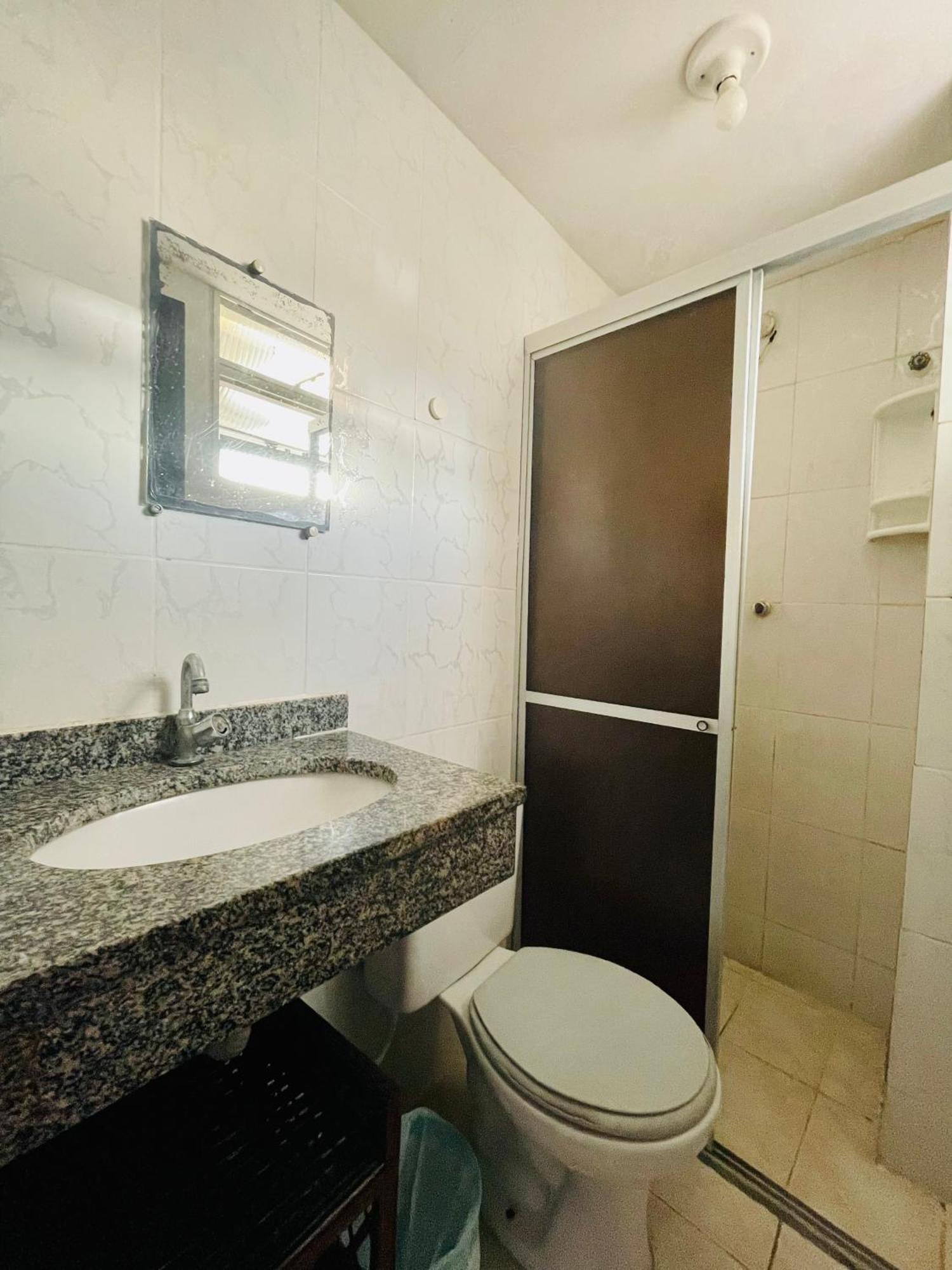 Inteiros, Ar Condicionado, A 2 Minutos Da Apartment *
